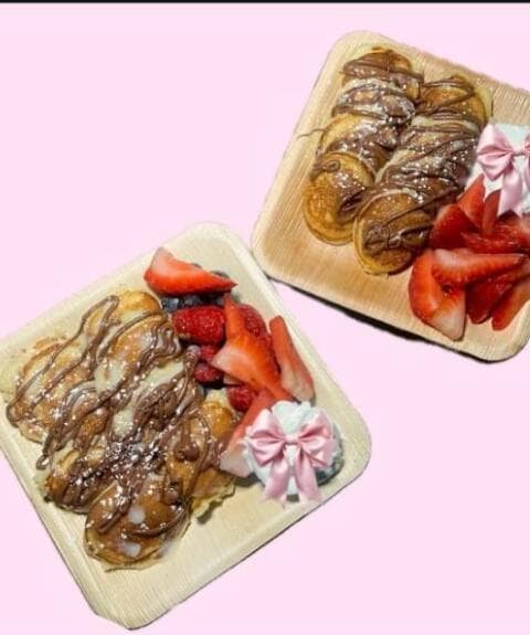 Coquette-style mini pancakes with a pink bow