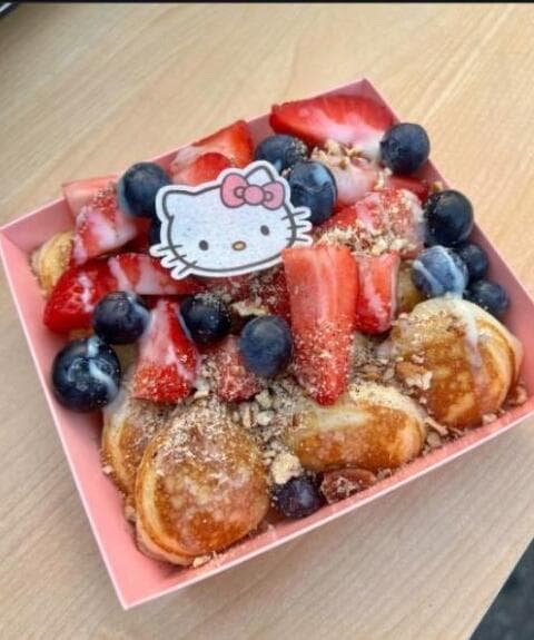 Hello Kitty shaped mini pancakes ready to serve